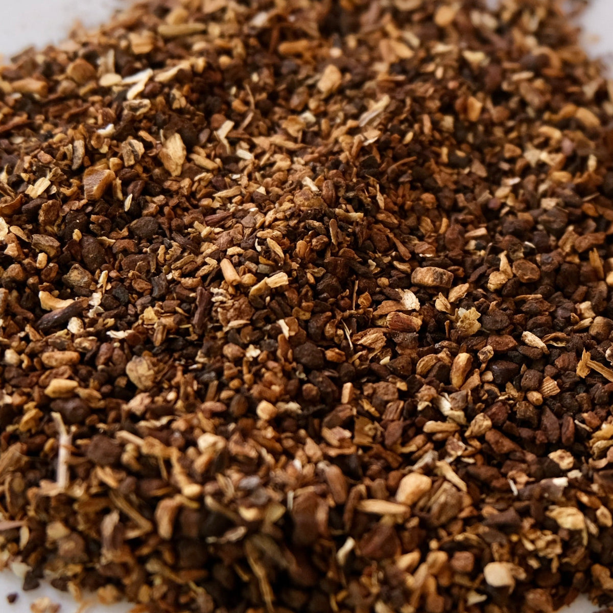 ROASTED DANDELION AND CHICORY ROOT // herbal coffee alternative