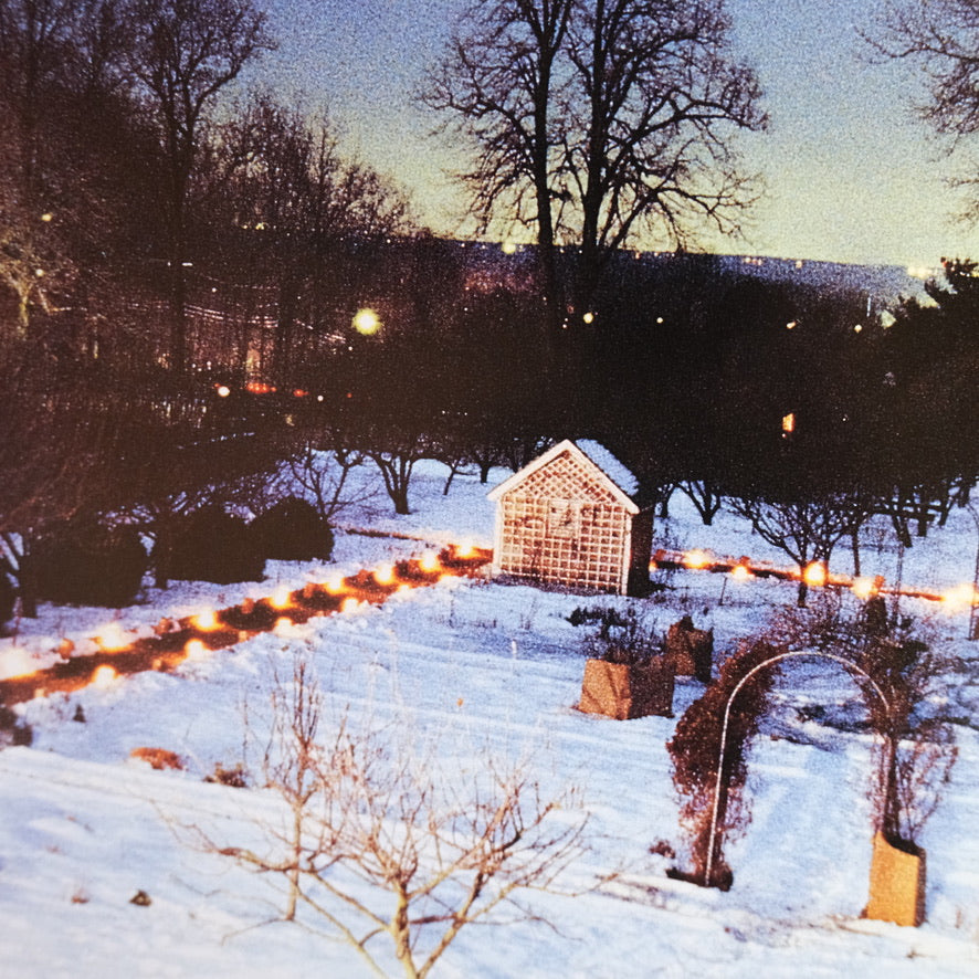 Martha Stewart's Christmas: Entertaining, Decorating, and Giving (First Edition)