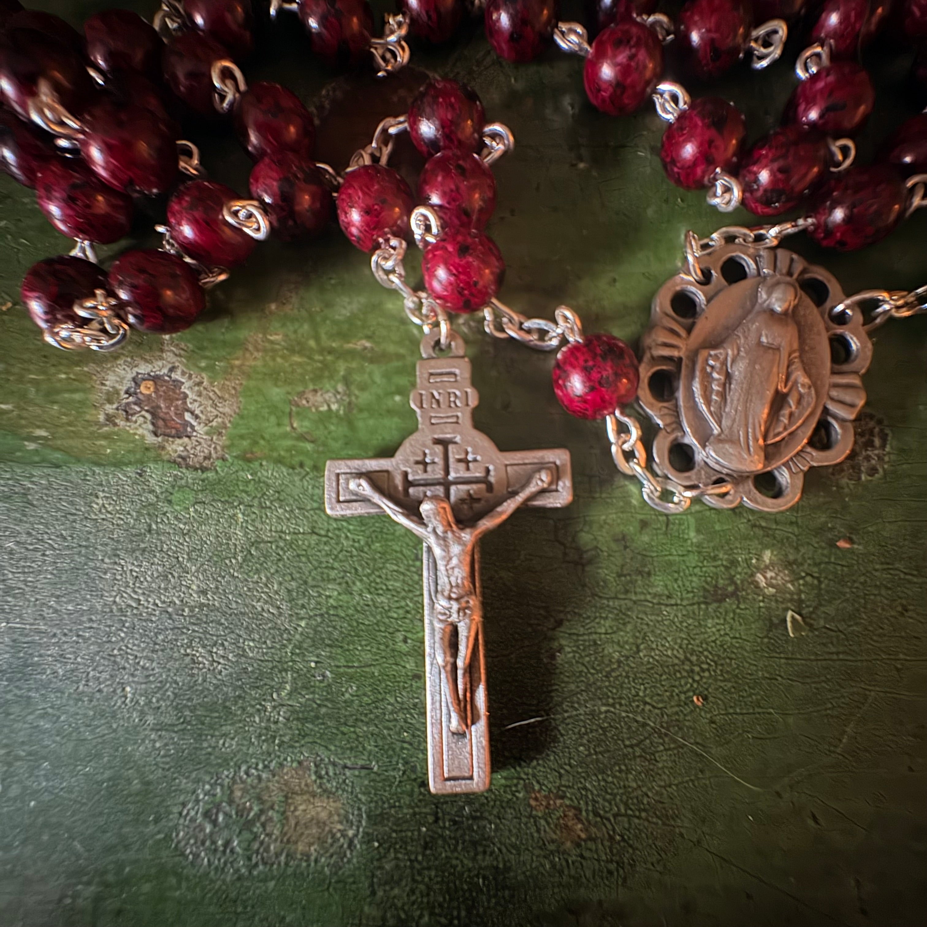 ROSARY TOUCHED TO THE TOMB OF JESUS