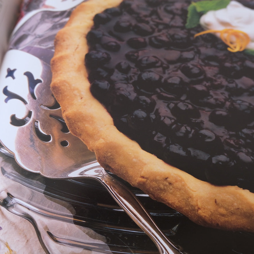 America The Beautiful Cookbook: Authentic Recipes From the United States of America by Phillip S. Schulz (1990)