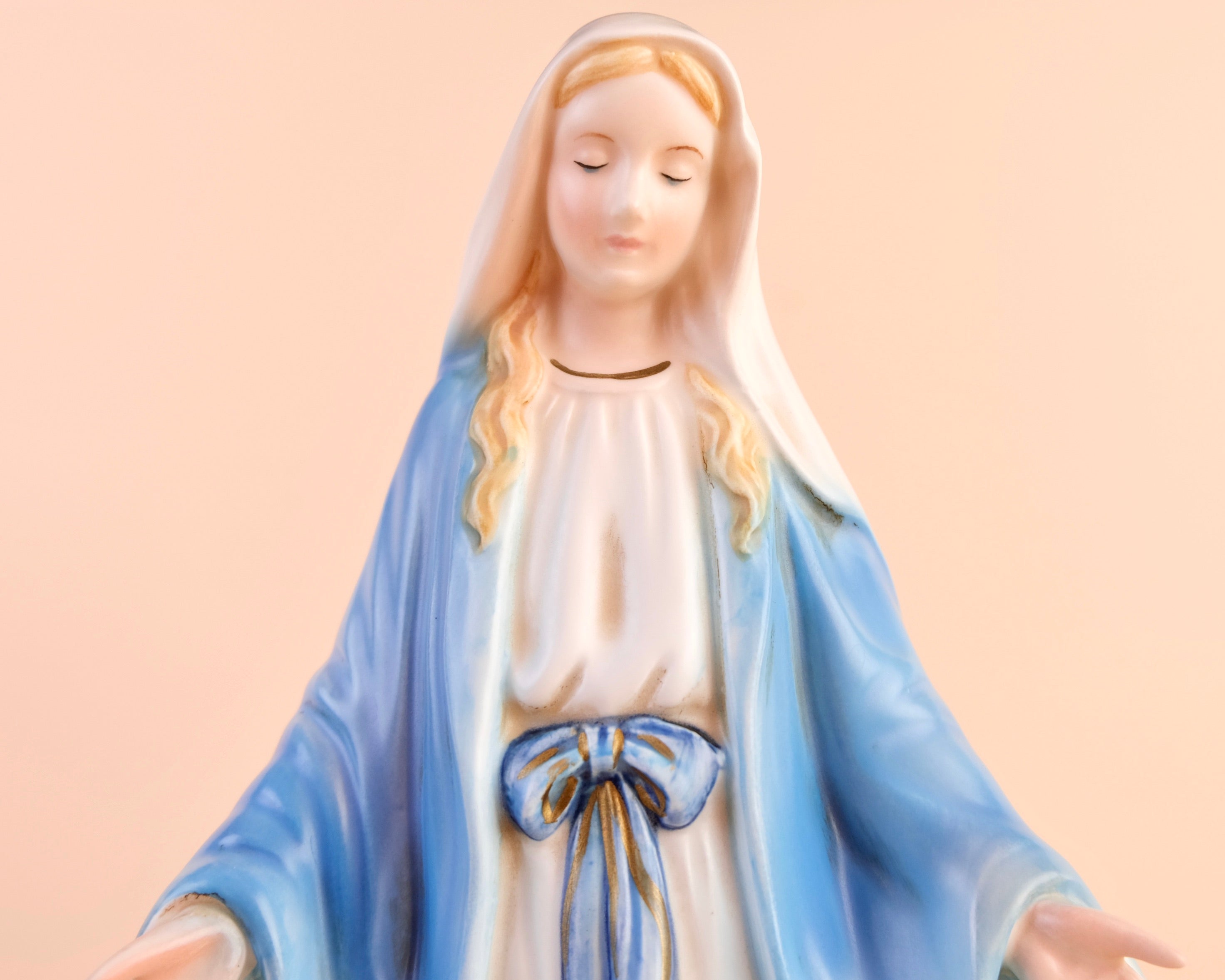 OUR LADY OF VICTORY CERAMIC VASE